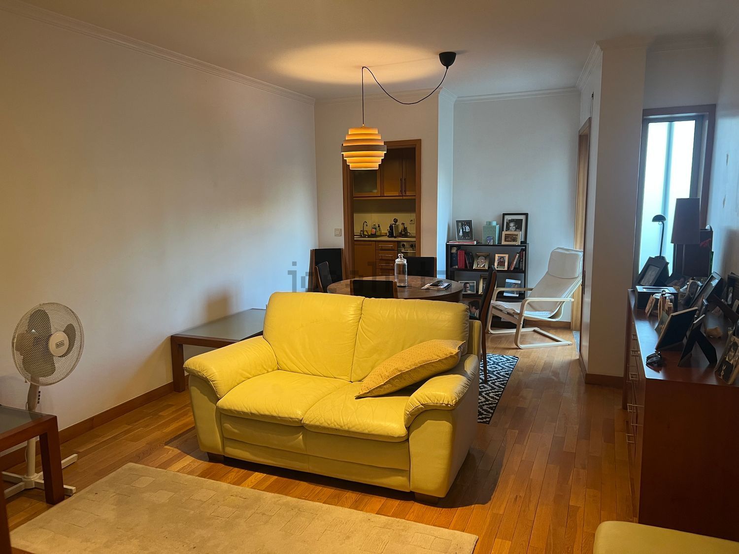 出租公寓 t1在Rua Companhia dos Caolinos, 406 - 客厅