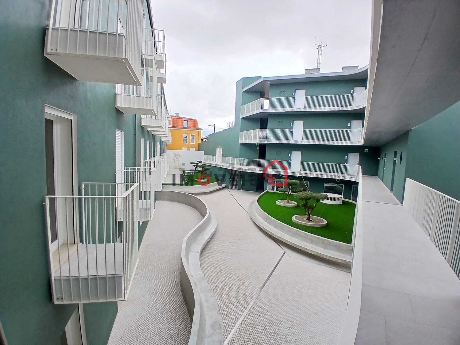 出租公寓 t1在 São Francisco - Estádio - 阳台