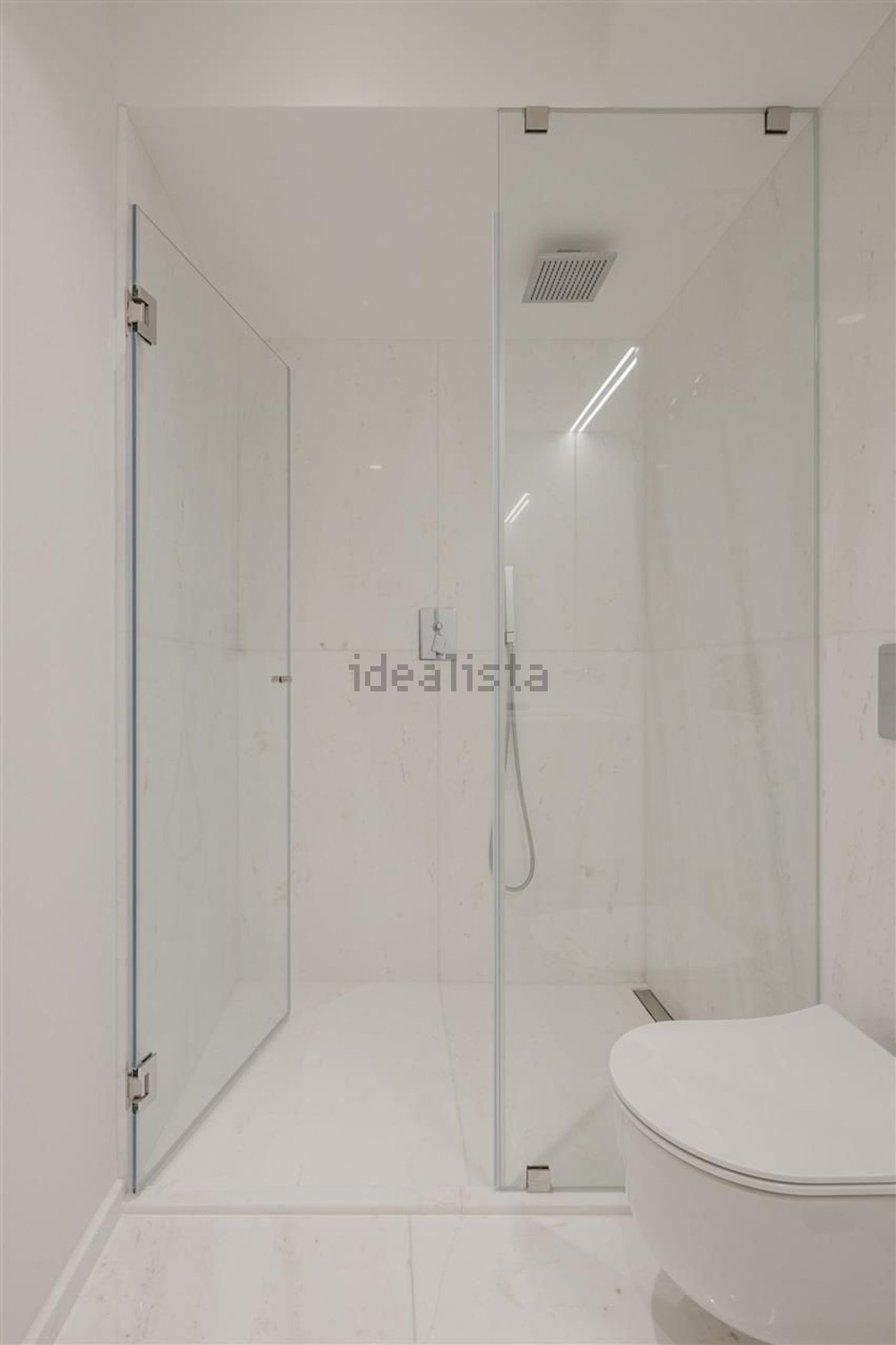 公寓 t3出售在 Bairro Azul - Parque Eduardo VII - 卫生间