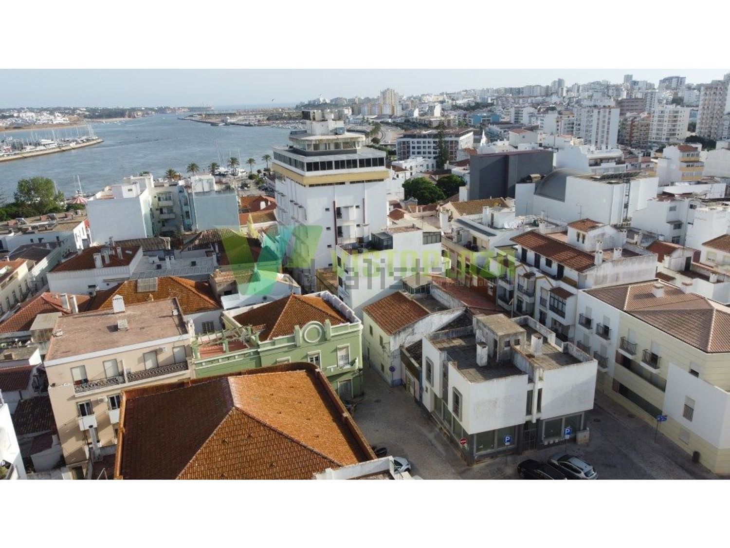 小楼房或独栋别墅出售在Rua Senhora da Tocha - 照片
