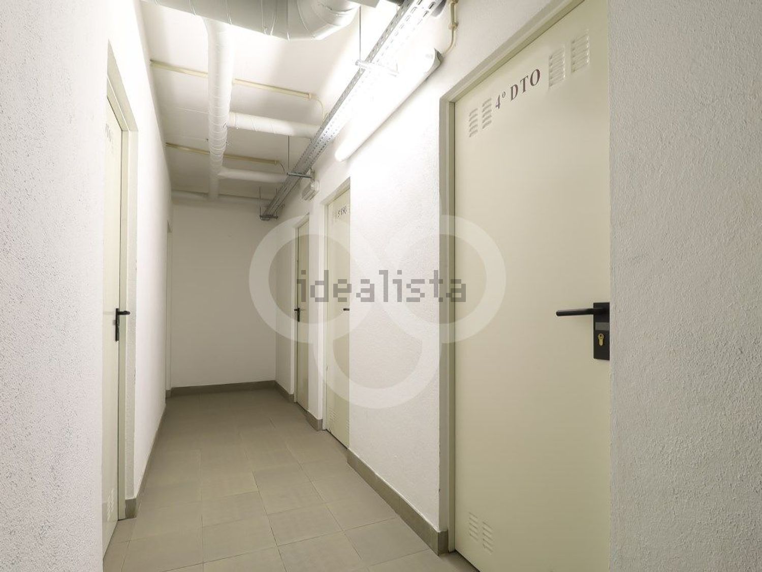 公寓 t4出售在Avenida Marquês de Tomar, 25 d - 过道