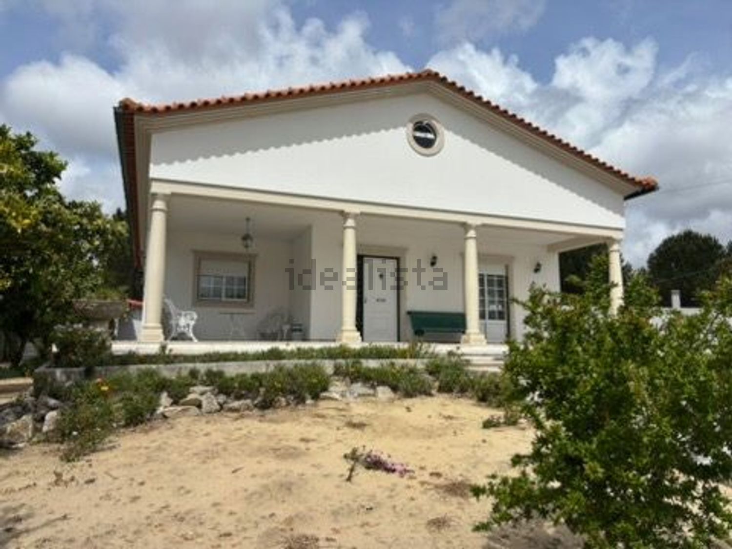 小楼房或独栋别墅出售在Rua da nazare s/n - 外立面