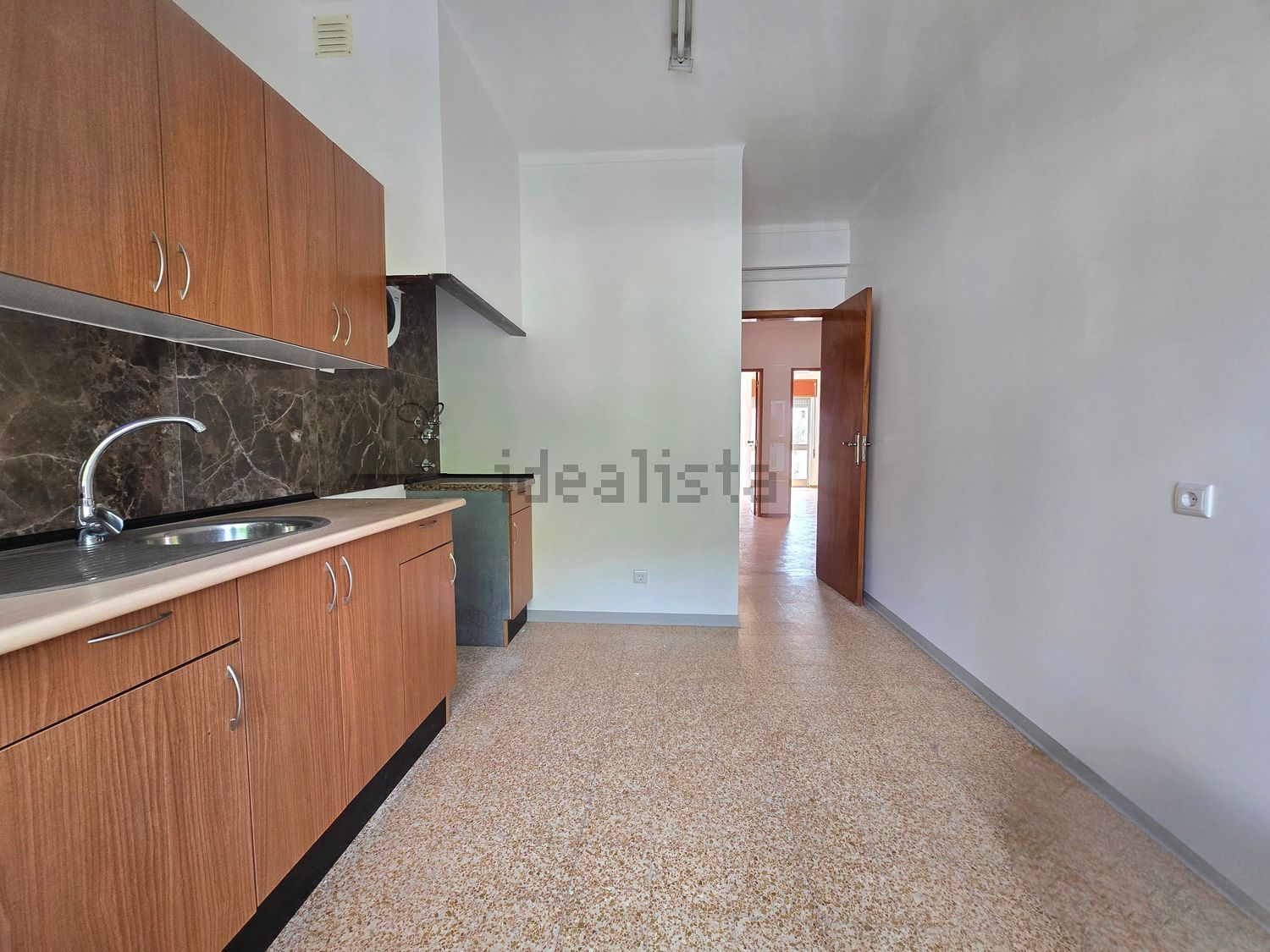 出租公寓 t4在 Cidade de Santarém - 厨房