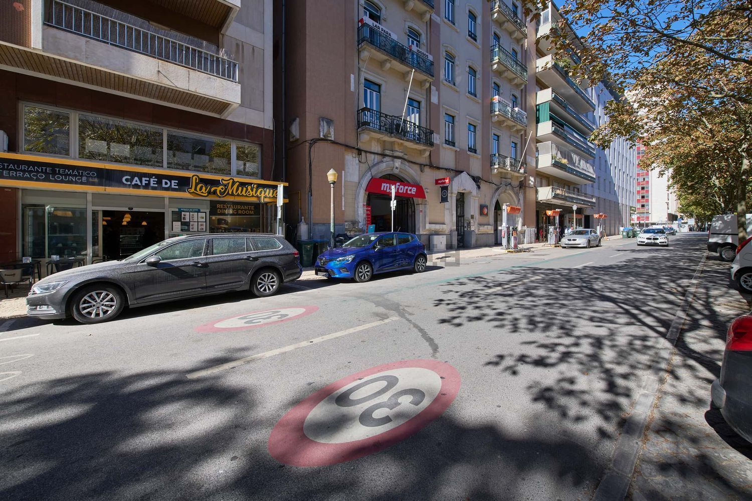 出租房间在Avenida António Serpa, 26 - 视线