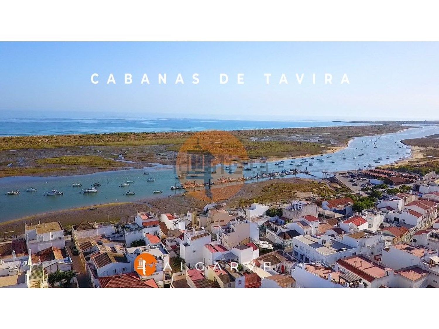 小楼房或独栋别墅出售在Rua Vivaldo Viegas, 10 s - 周边