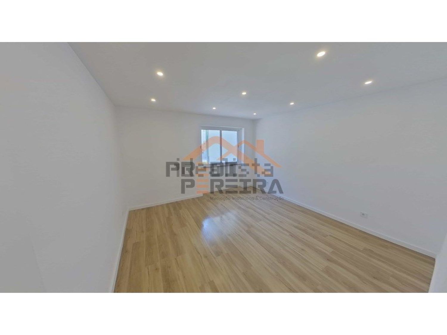 公寓 t2出售在 Mercês - 居住