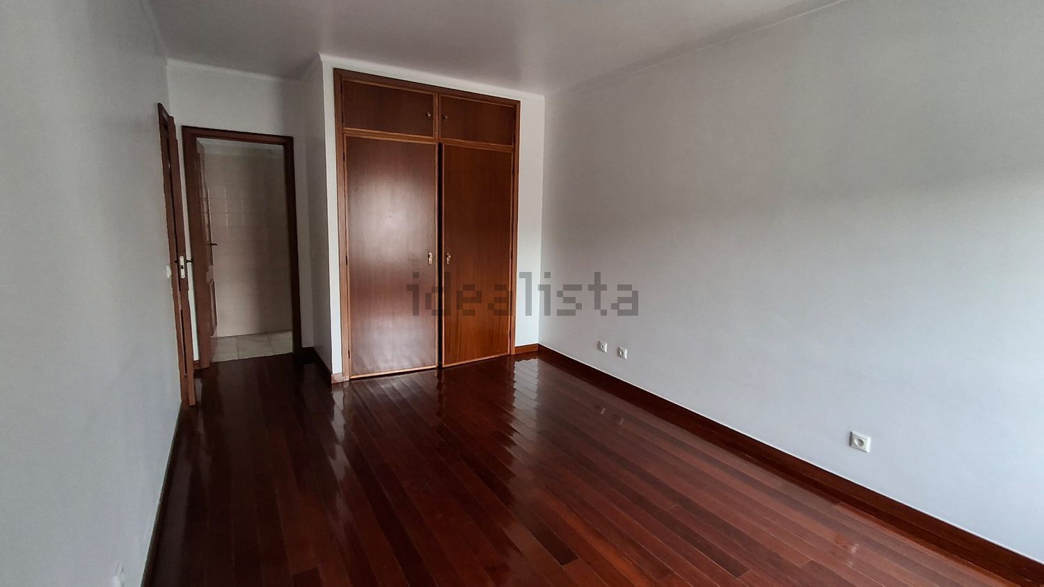 出租公寓 t3在Avenida Elísio de Moura, 23 - 居住