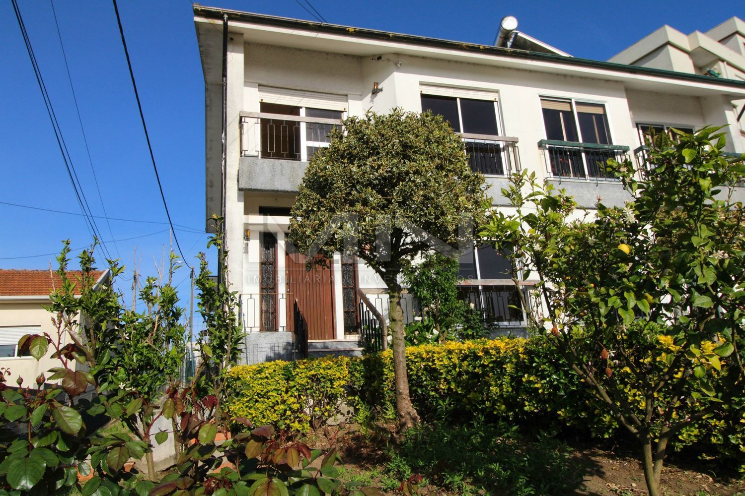 小楼房或独栋别墅出售在Rua da Igreja, 47 - 露台