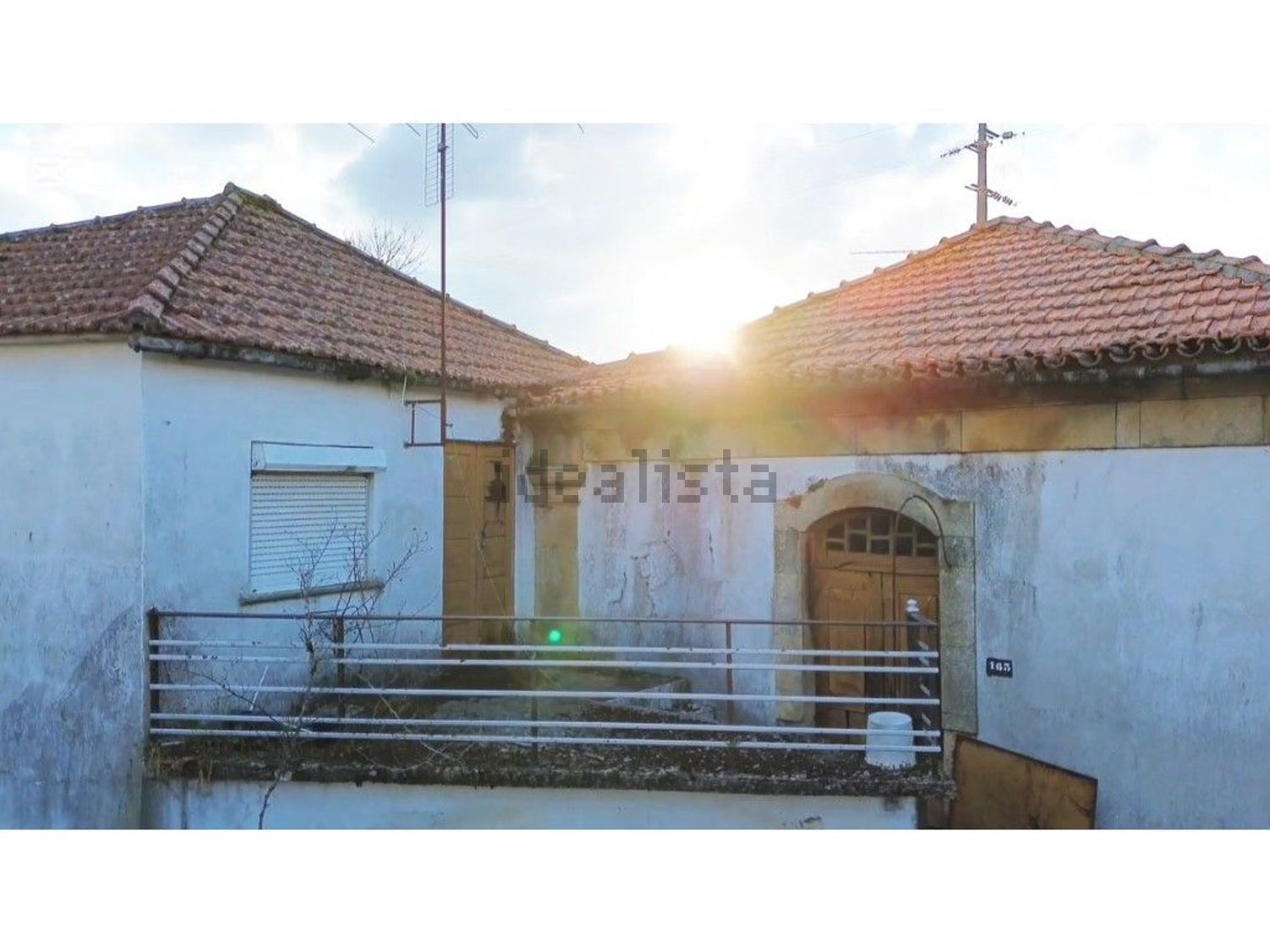 小楼房或独栋别墅出售在 Vila Nova de Paiva - 照片
