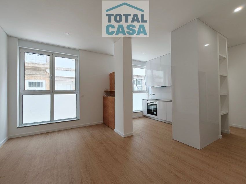出租公寓 t1在Rua Luís Jácome