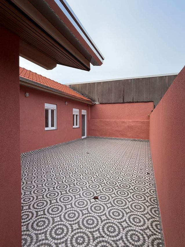出租小楼房或独栋别墅在Avenida Árvores, 55