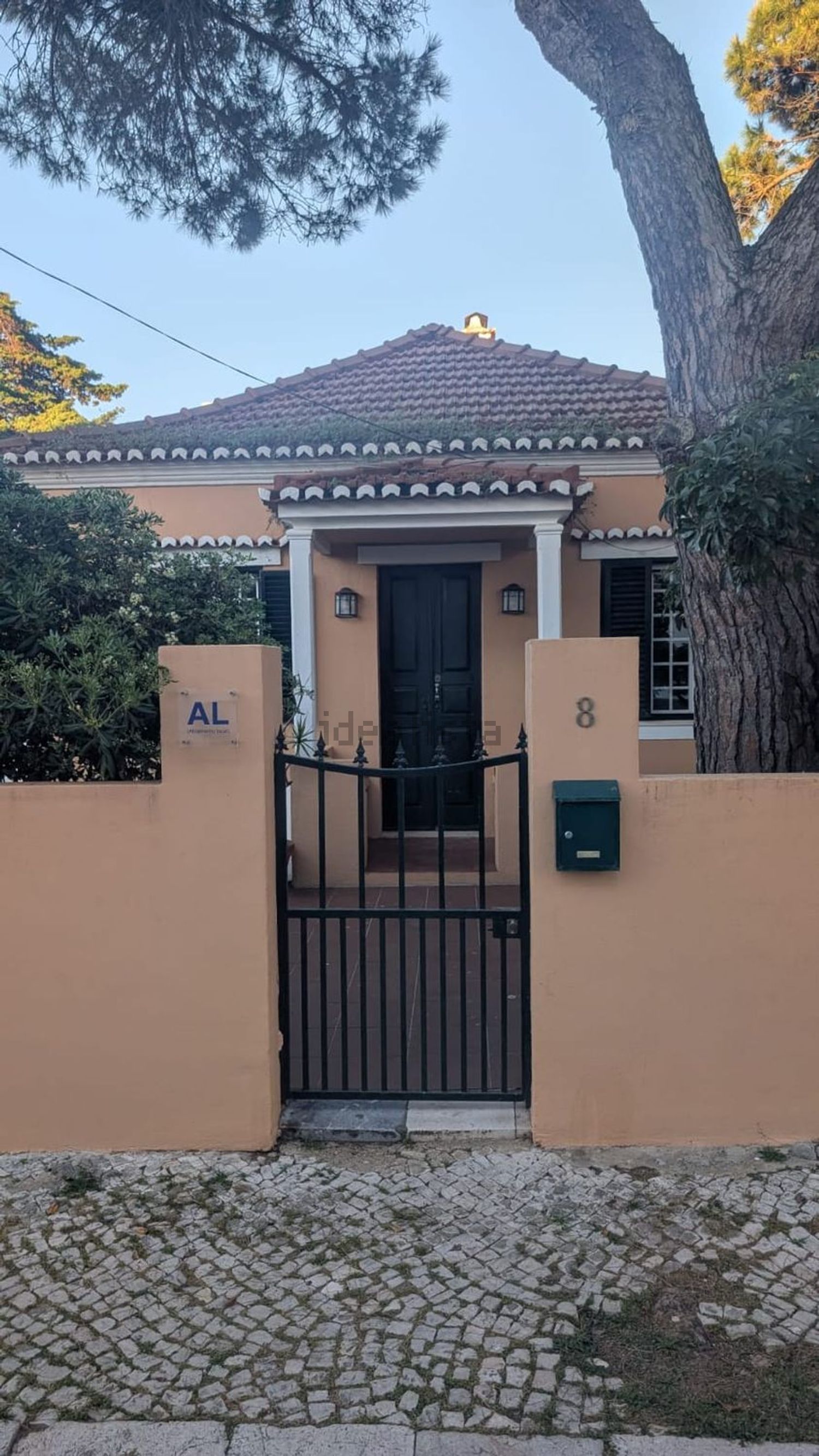 小楼房或独栋别墅出售在Rua dos Ílhavos, 8 - 外立面