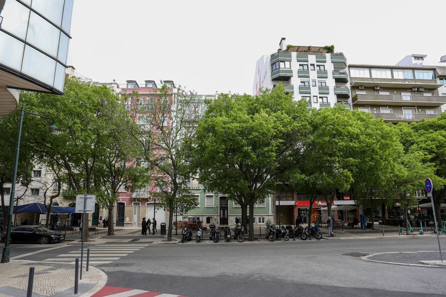 公寓 t4出售在Avenida Duque de Ávila - 视线