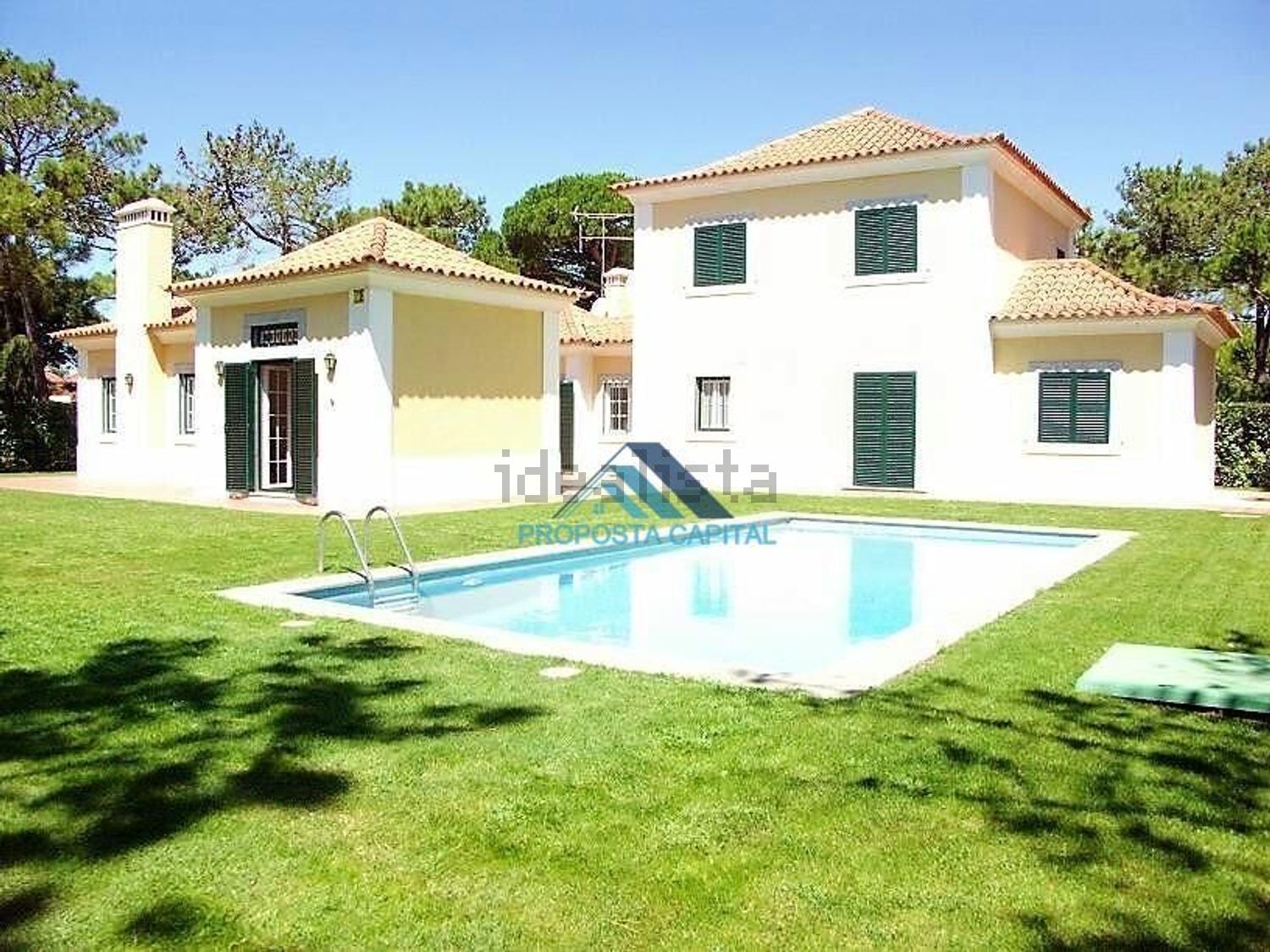 出租小楼房或独栋别墅在 Quinta da Marinha - 游泳池