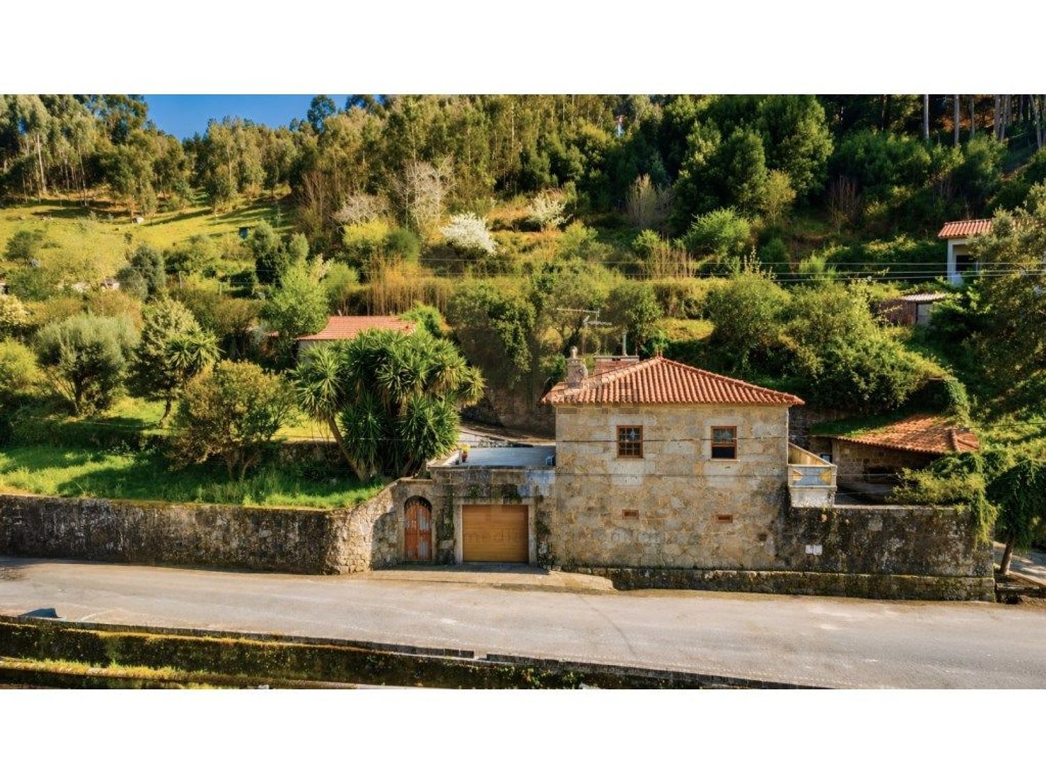 庄园出售在Rua da Fonte da Mineira - 外立面