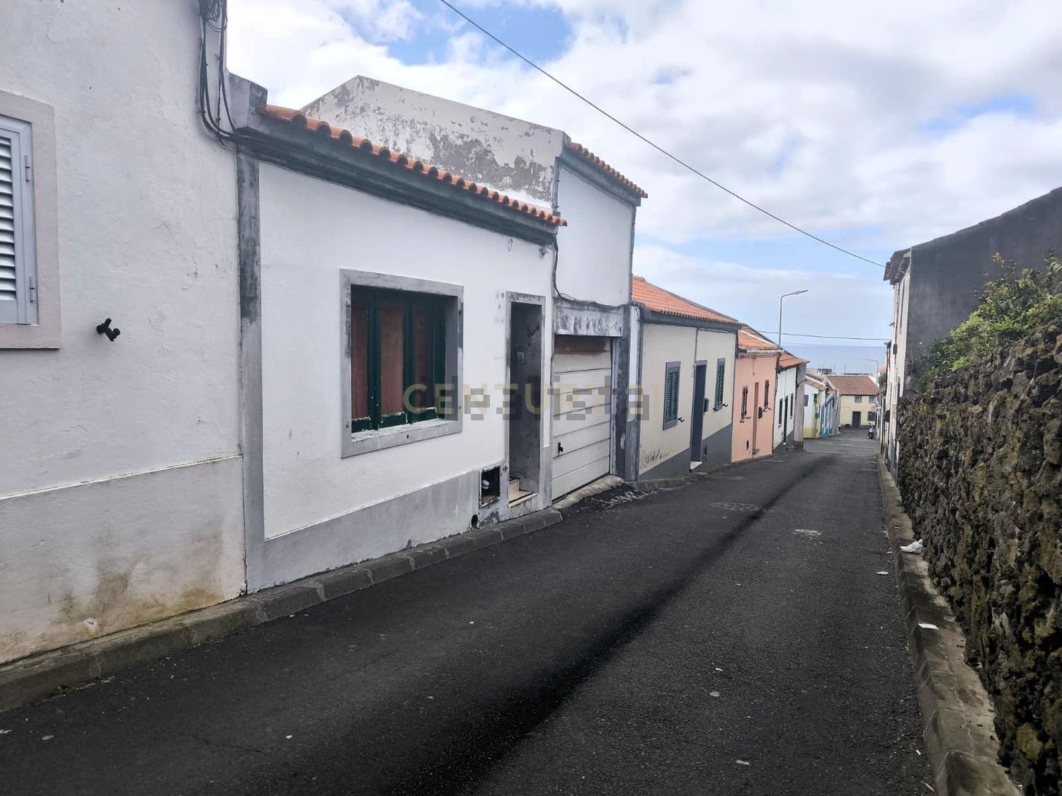 双拼别墅出售在Rua do Machado - 外立面