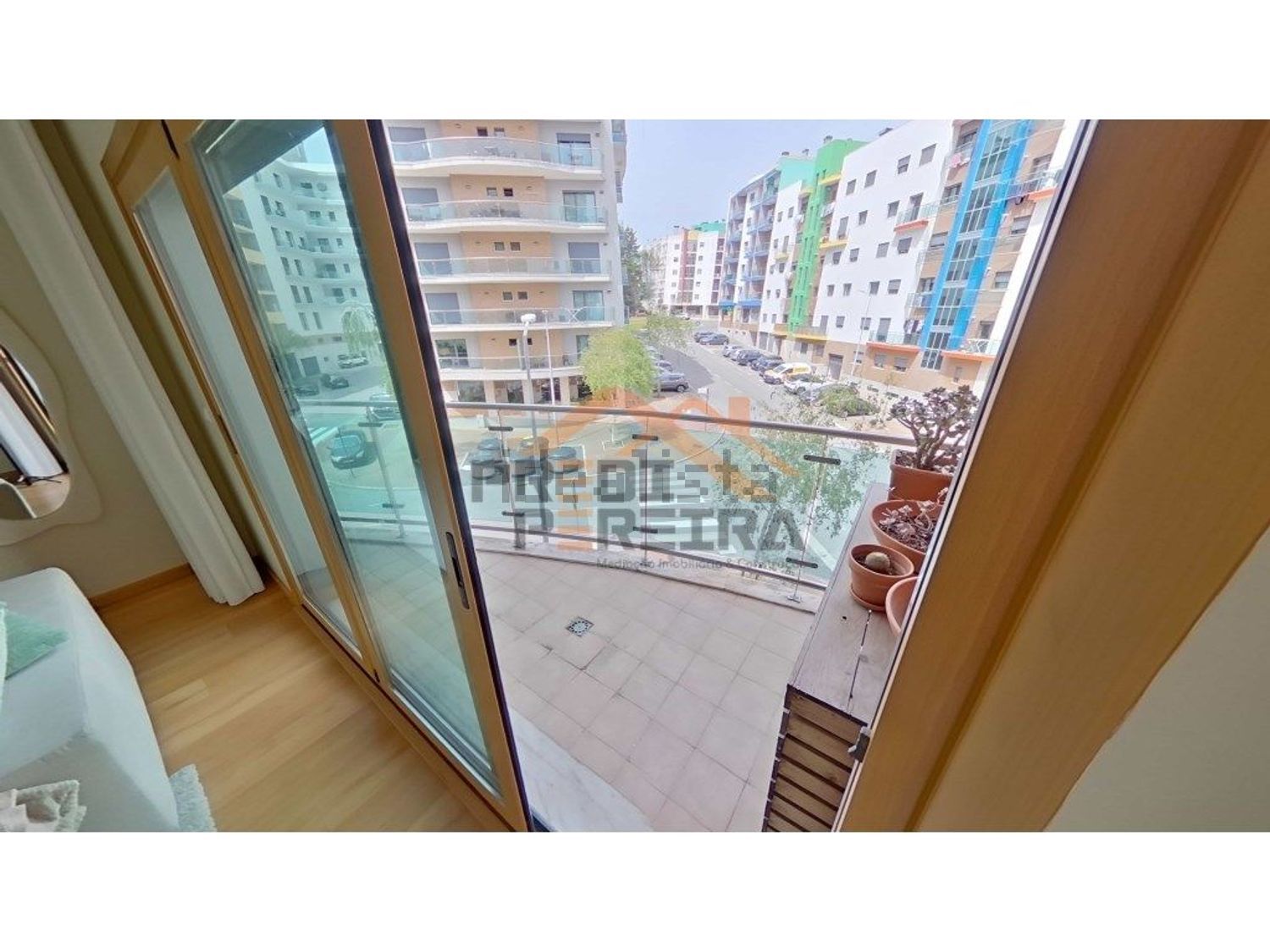 公寓 t2出售在 Ramada e Caneças - 阳台