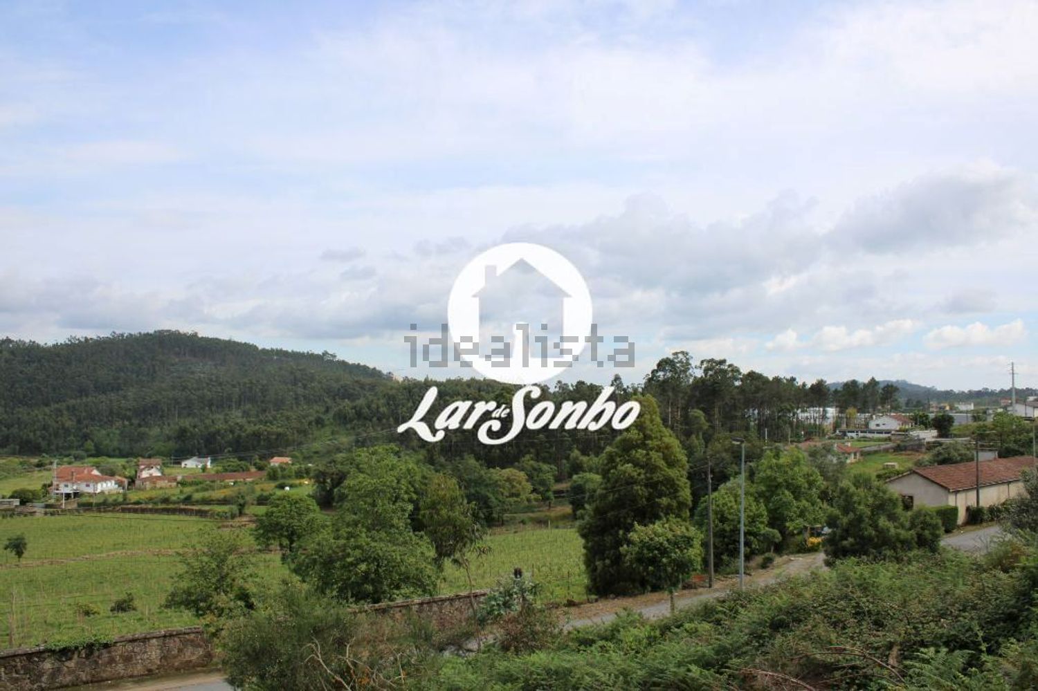 小楼房或独栋别墅出售在 Campo e Tamel (São Pedro Fins) - 视线