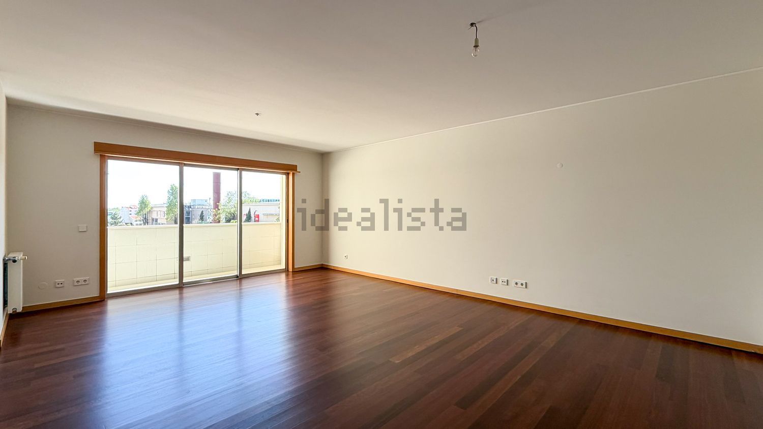 出租公寓 t3在Rua João Rosa, 151 - 餐厅