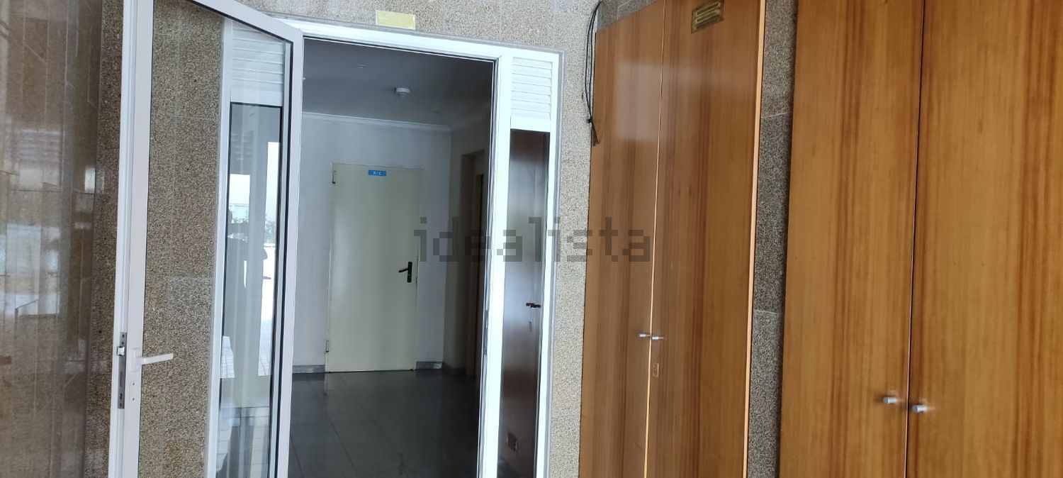 出租公寓 t2在Rua Entre-Campos - 详情