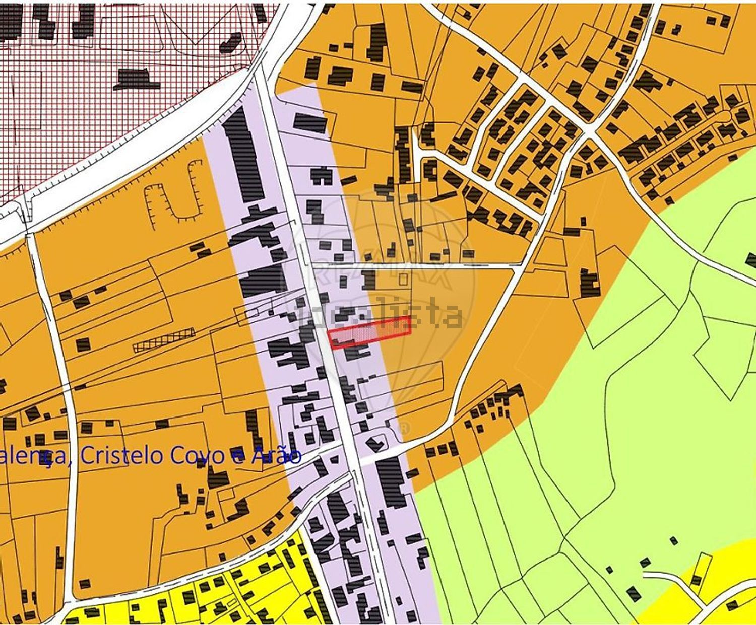 小楼房或独栋别墅出售在 Urbanização Santa Luzia - 照片