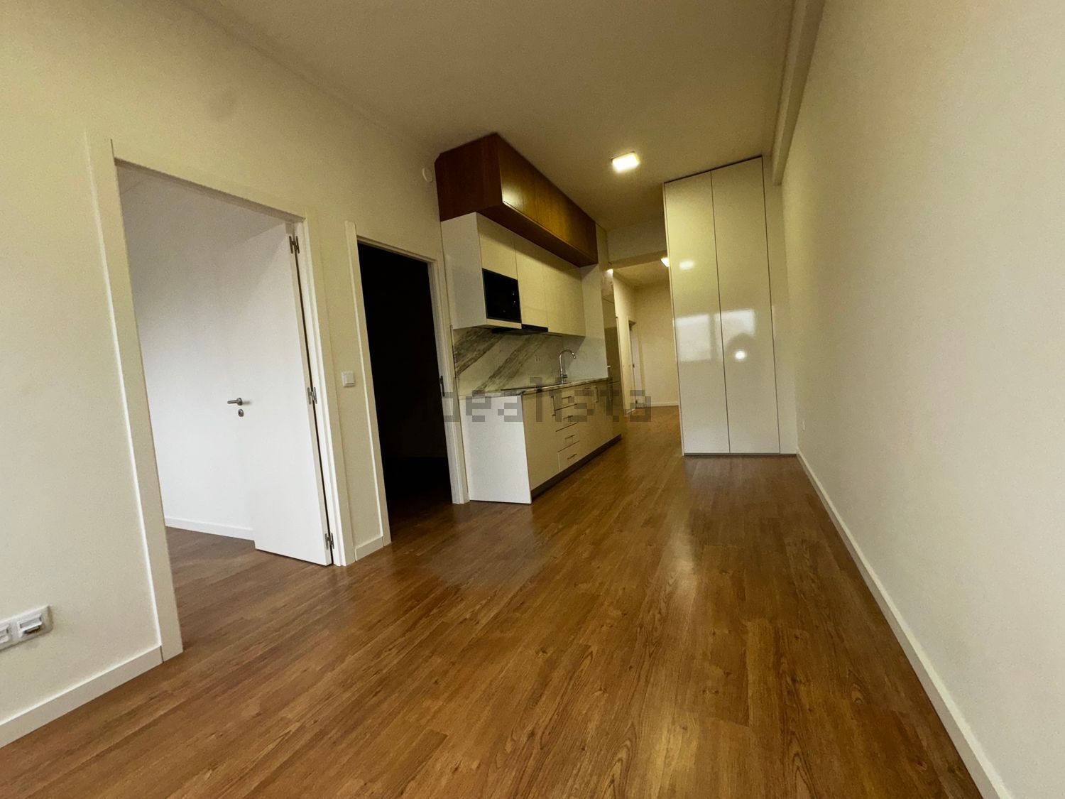 公寓 t4出售在Rua Doutor Mário Sacramento, 90 - 厨房