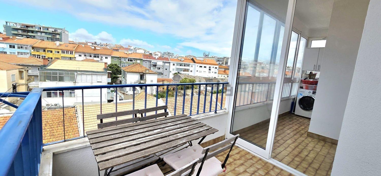 出租公寓 t3在Rua Dom Francisco Xavier de Noronha, 15 - 阳台