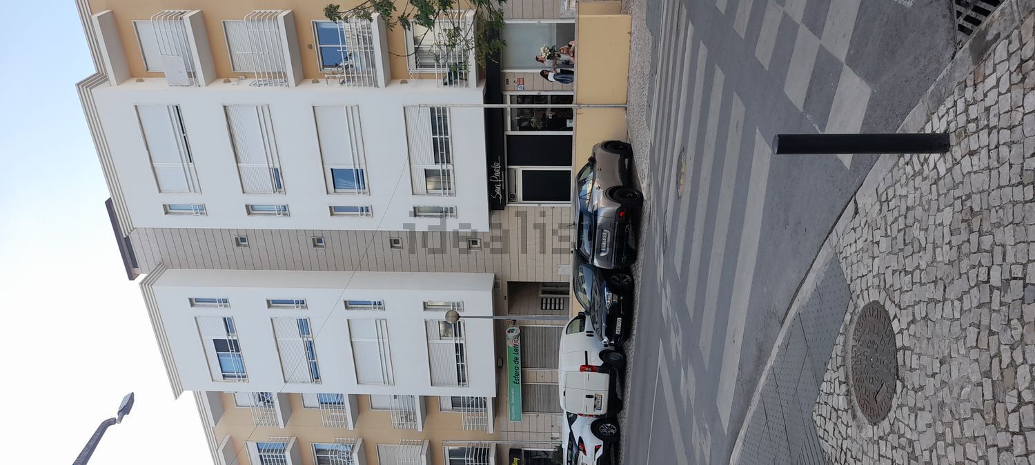 公寓 t3出售在Rua Primeiro de Maio, 4 - 平面图