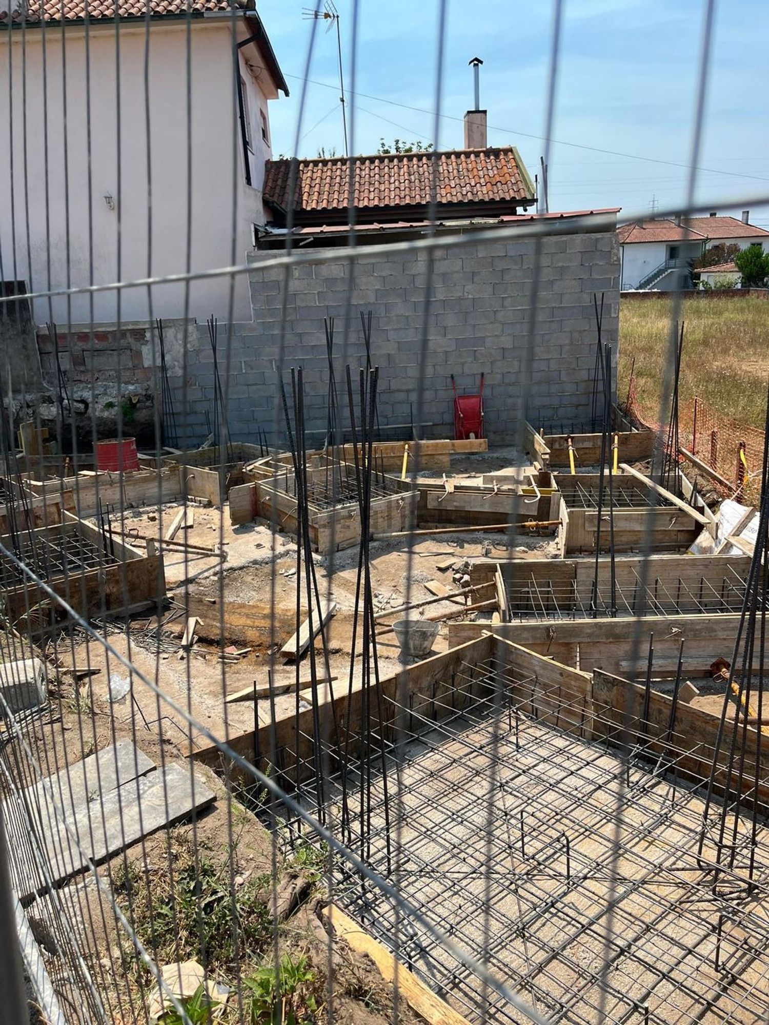 小楼房或独栋别墅出售在 Santa Marta de Portuzelo - 阳台