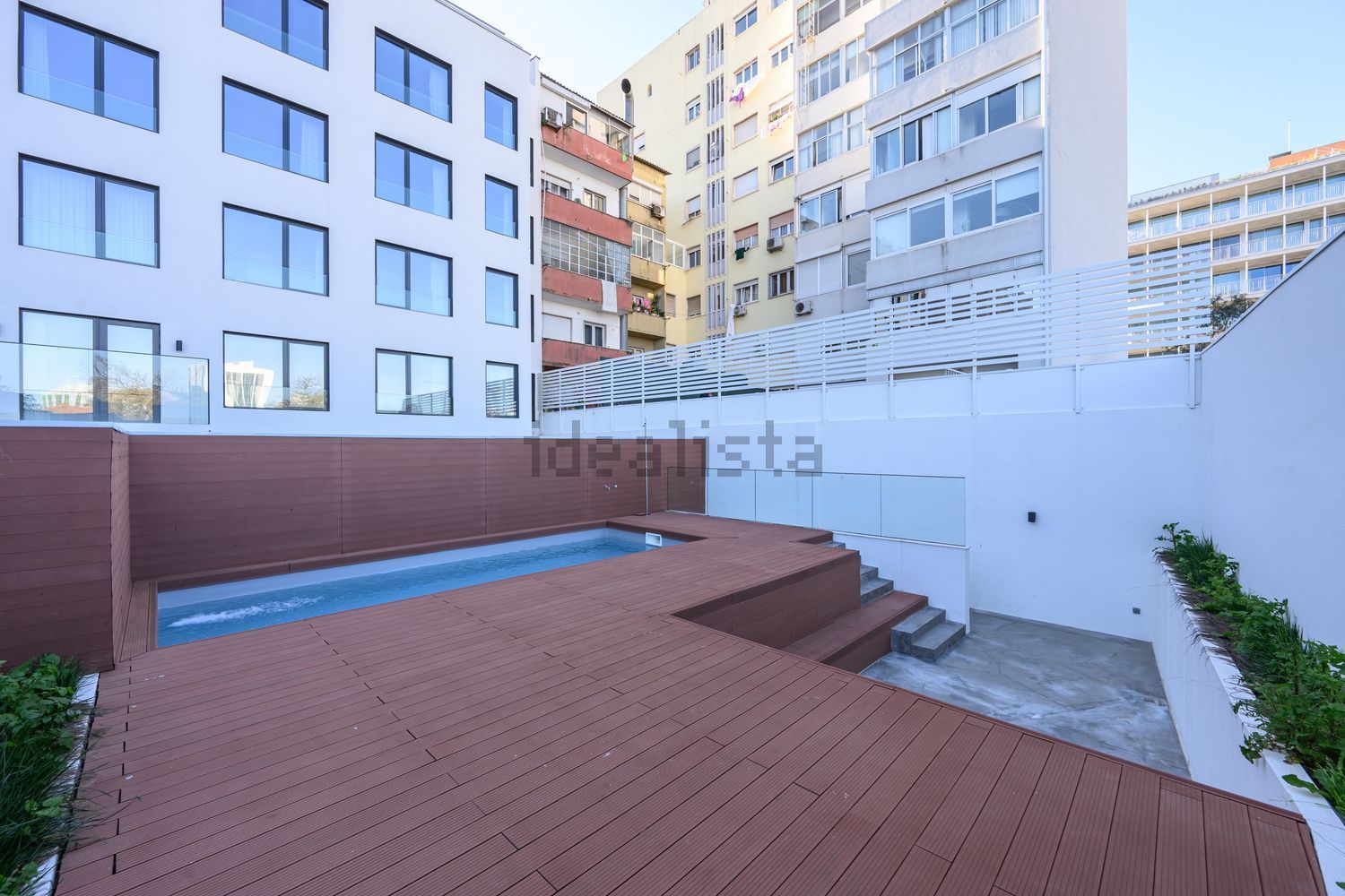 顶层公寓出售在Rua Tenente Espanca s/n - 游泳池