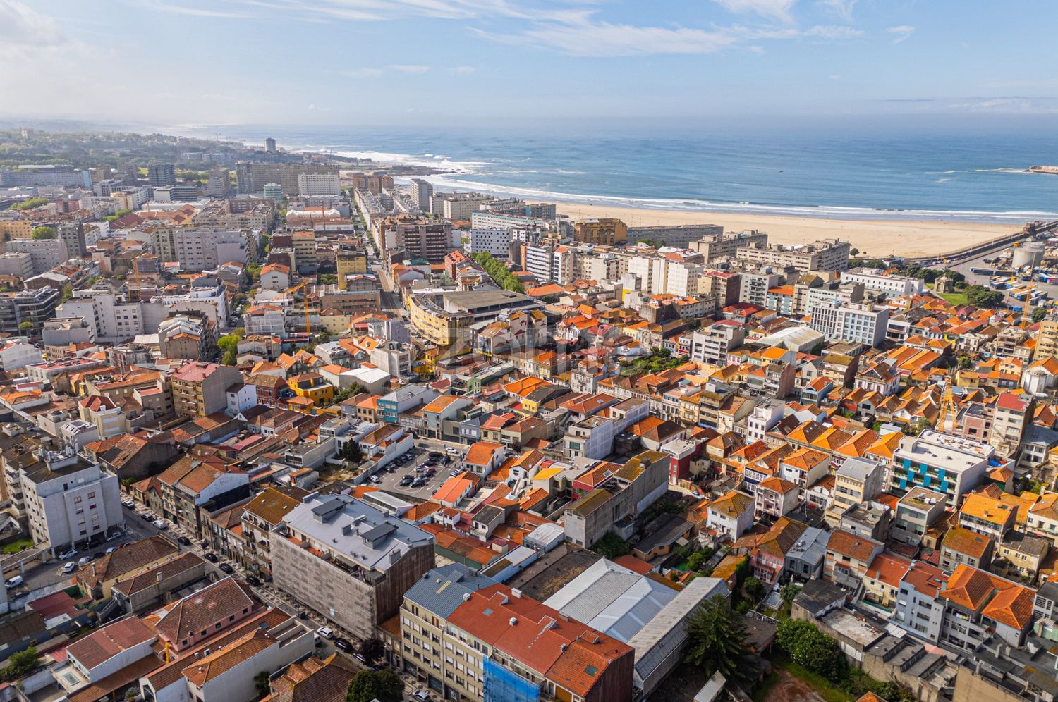 公寓 t3出售在Rua Álvaro Castelões, 506 - 详情