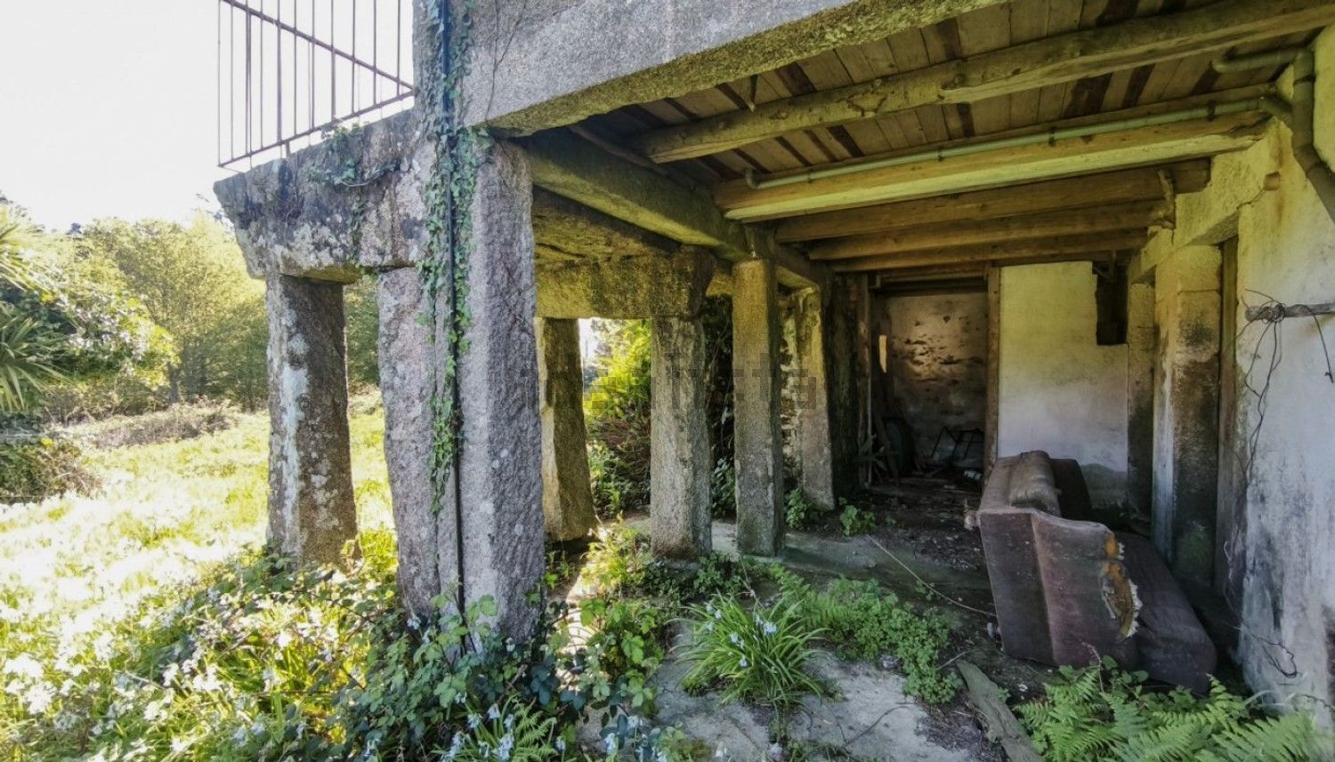小楼房或别墅出售在 Torre e Vila Mou - 外立面