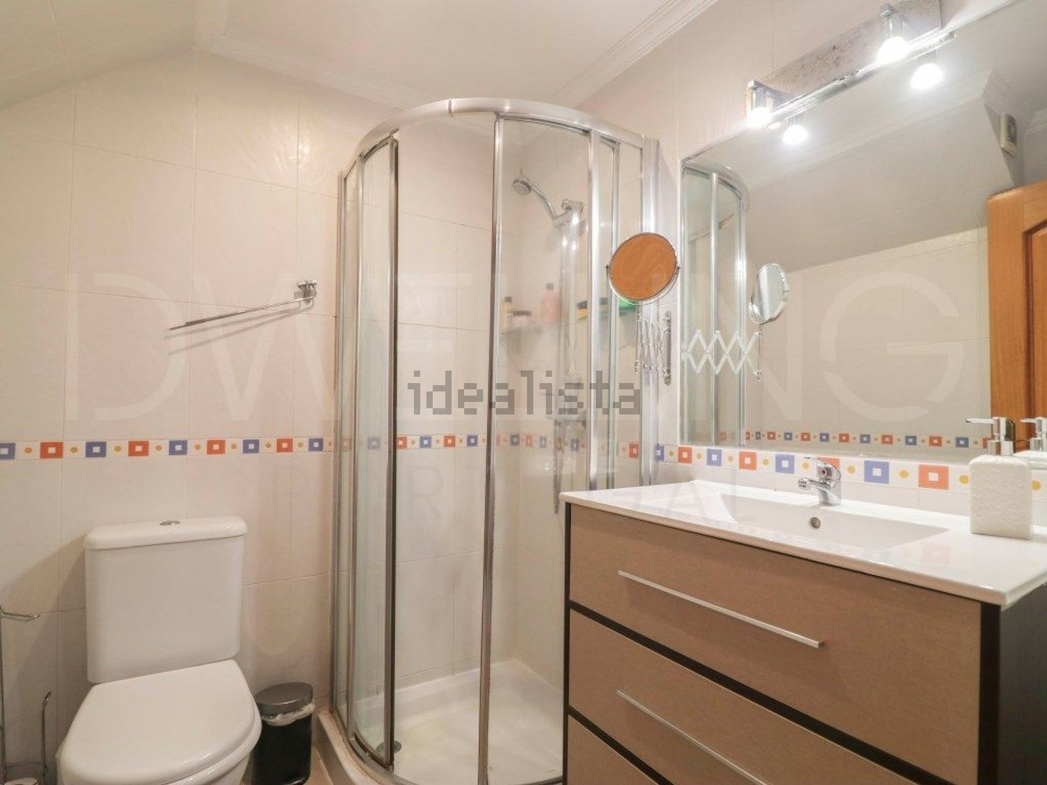 公寓 t3出售在Rua António Jacinto da Silva, 120 - 卫生间