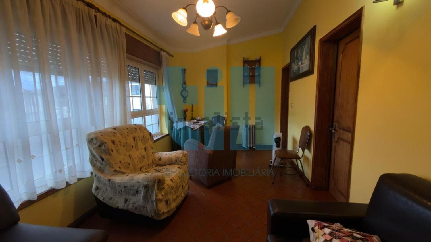 小楼房或独栋别墅出售在 Vila Pouca de Aguiar - 客厅