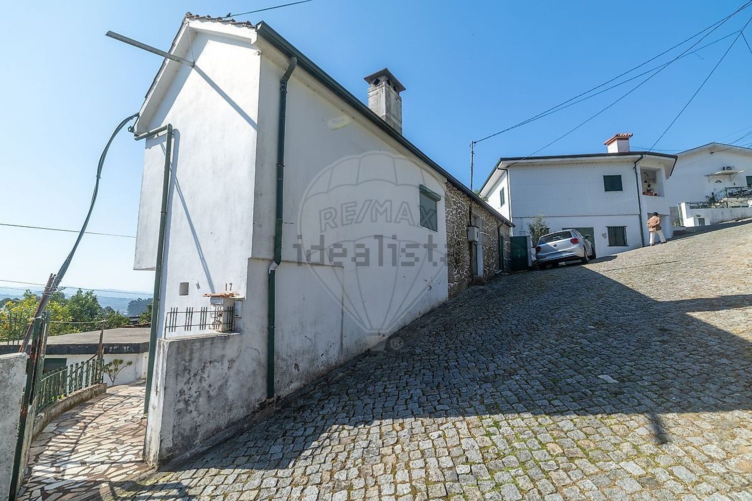 小楼房或独栋别墅出售在 Sousela - 外立面