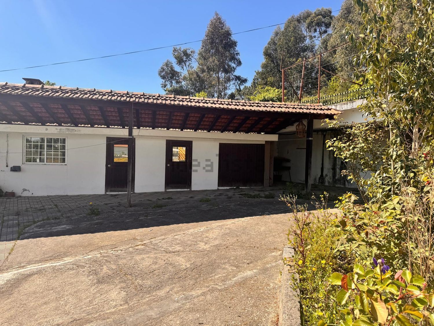 小楼房或独栋别墅出售在Estrada de Santa Cristina, 881 - 外立面