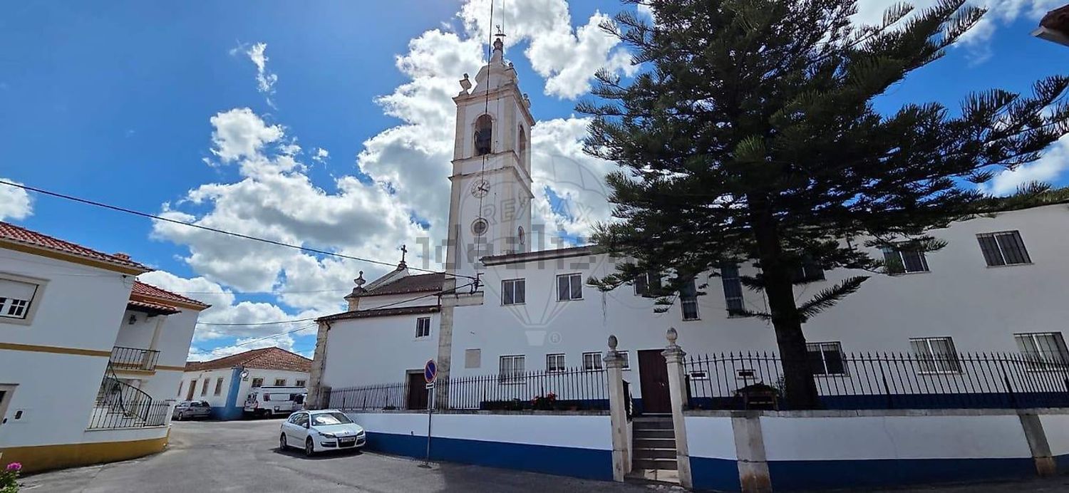 小楼房或独栋别墅出售在Rua da Igreja - 照片
