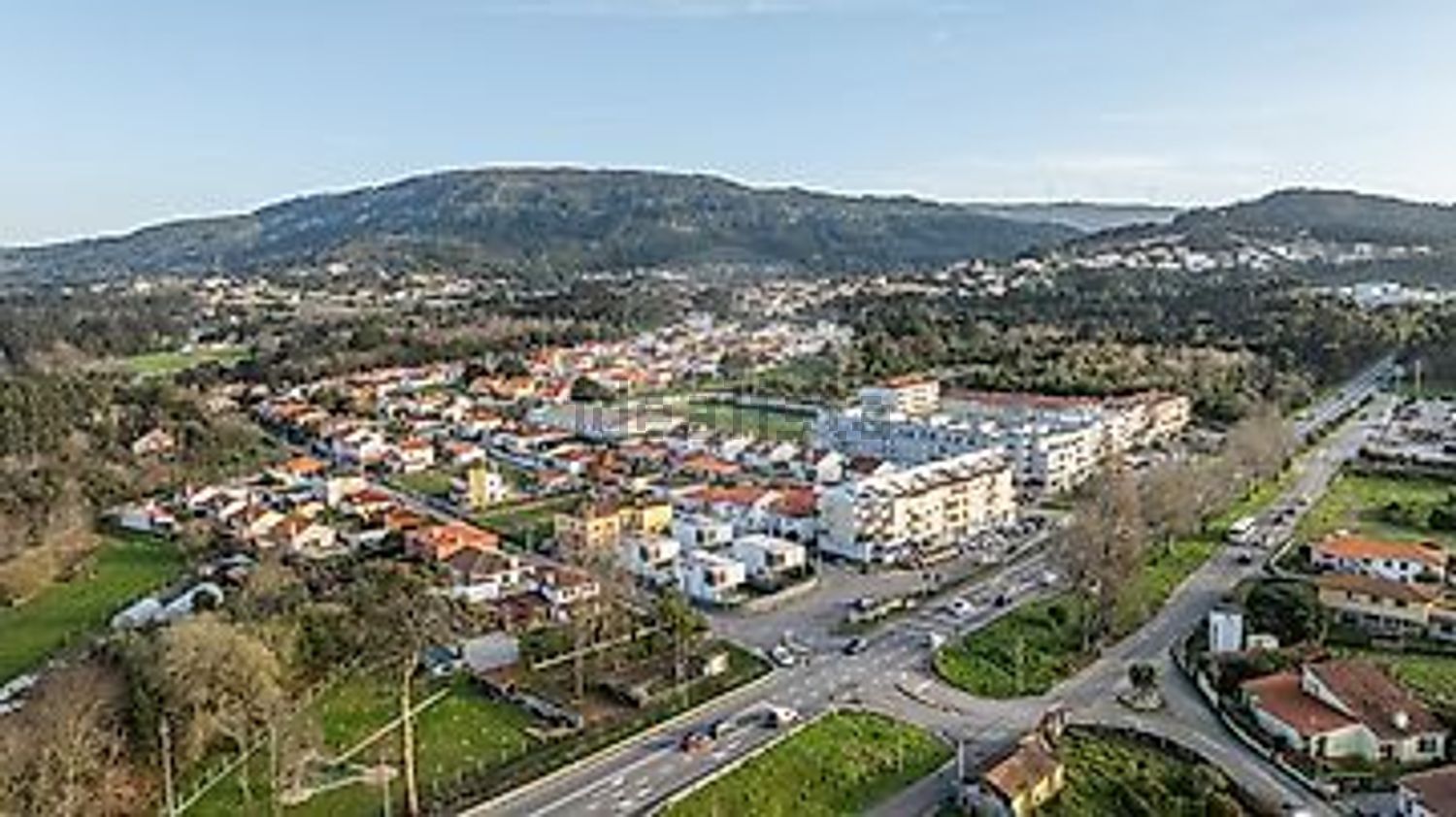 小楼房或独栋别墅出售在Rua da Areia, 190 - 视线