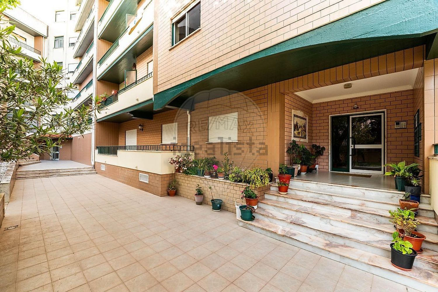 公寓 t4出售在Rua dos Costas - 外立面