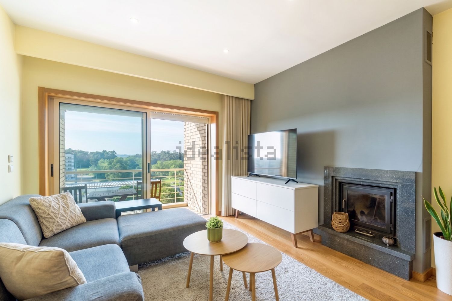 公寓 t2出售在Travessa Tenente Valadim - 客厅