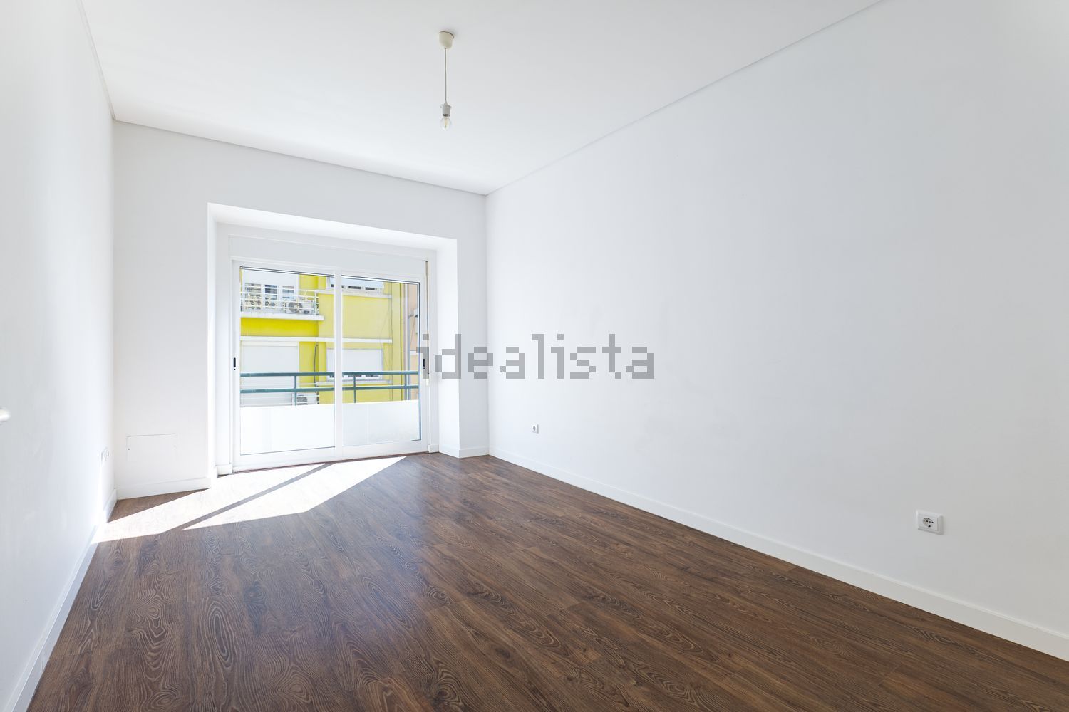 公寓 t2出售在Rua Sousa Viterbo, 11 - 卧室