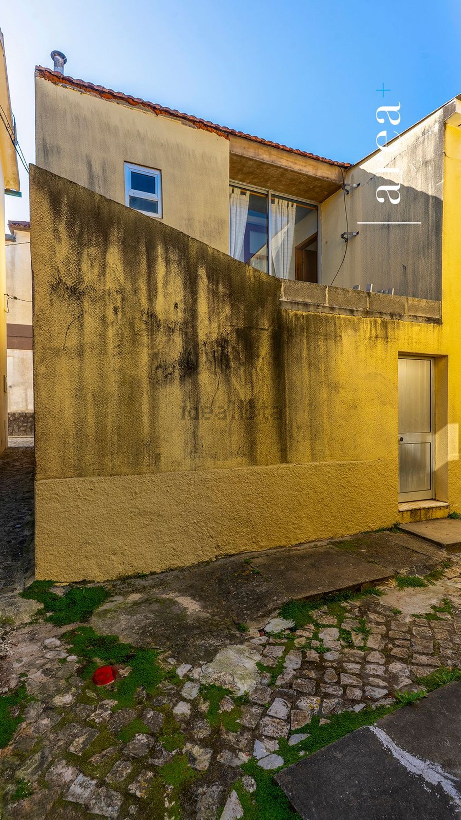 双拼别墅出售在Rua Direita do Sul, 22 - 外立面