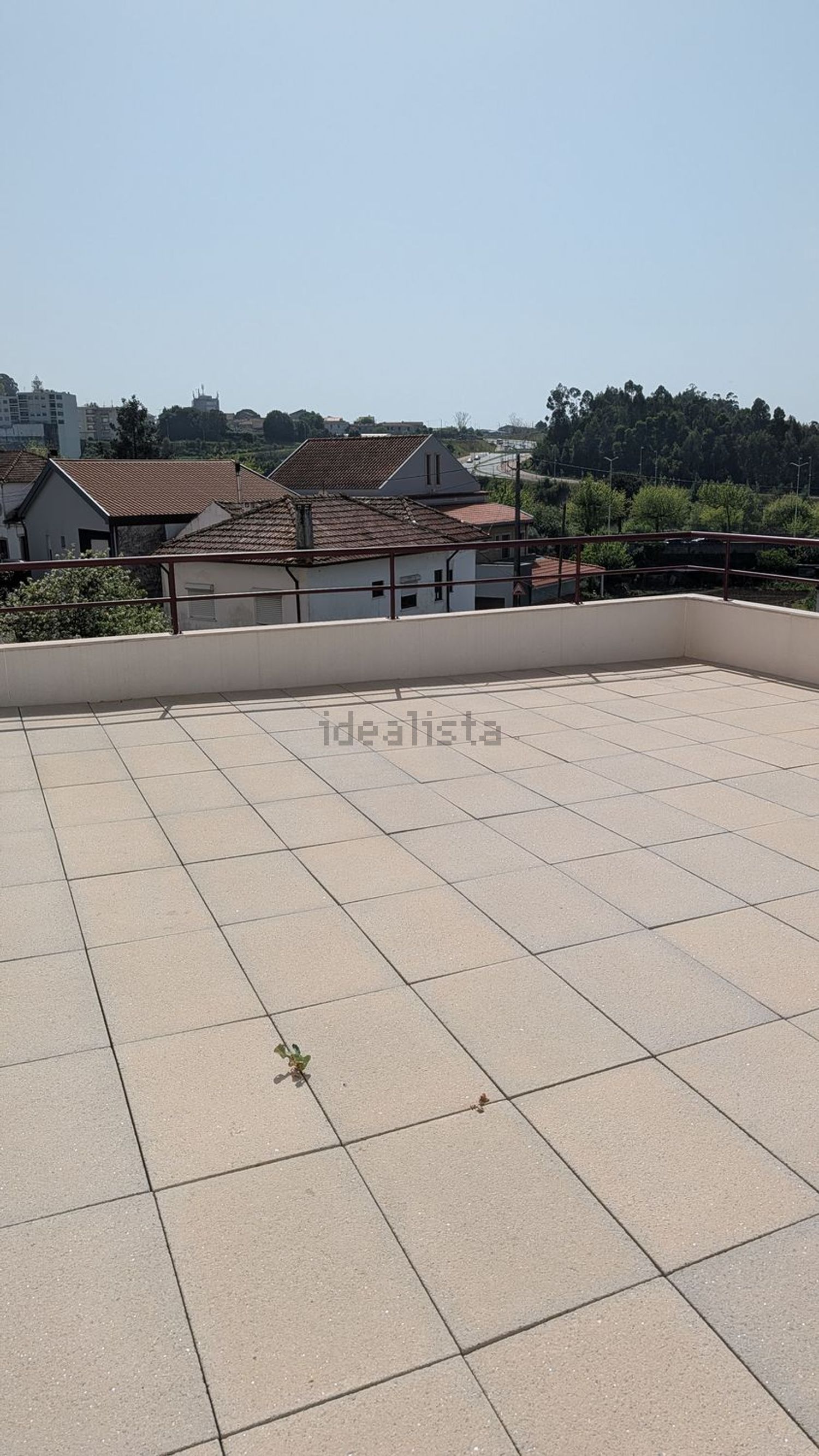 出租公寓 t2在Rua Almada Negreiros, 80 - 阳台