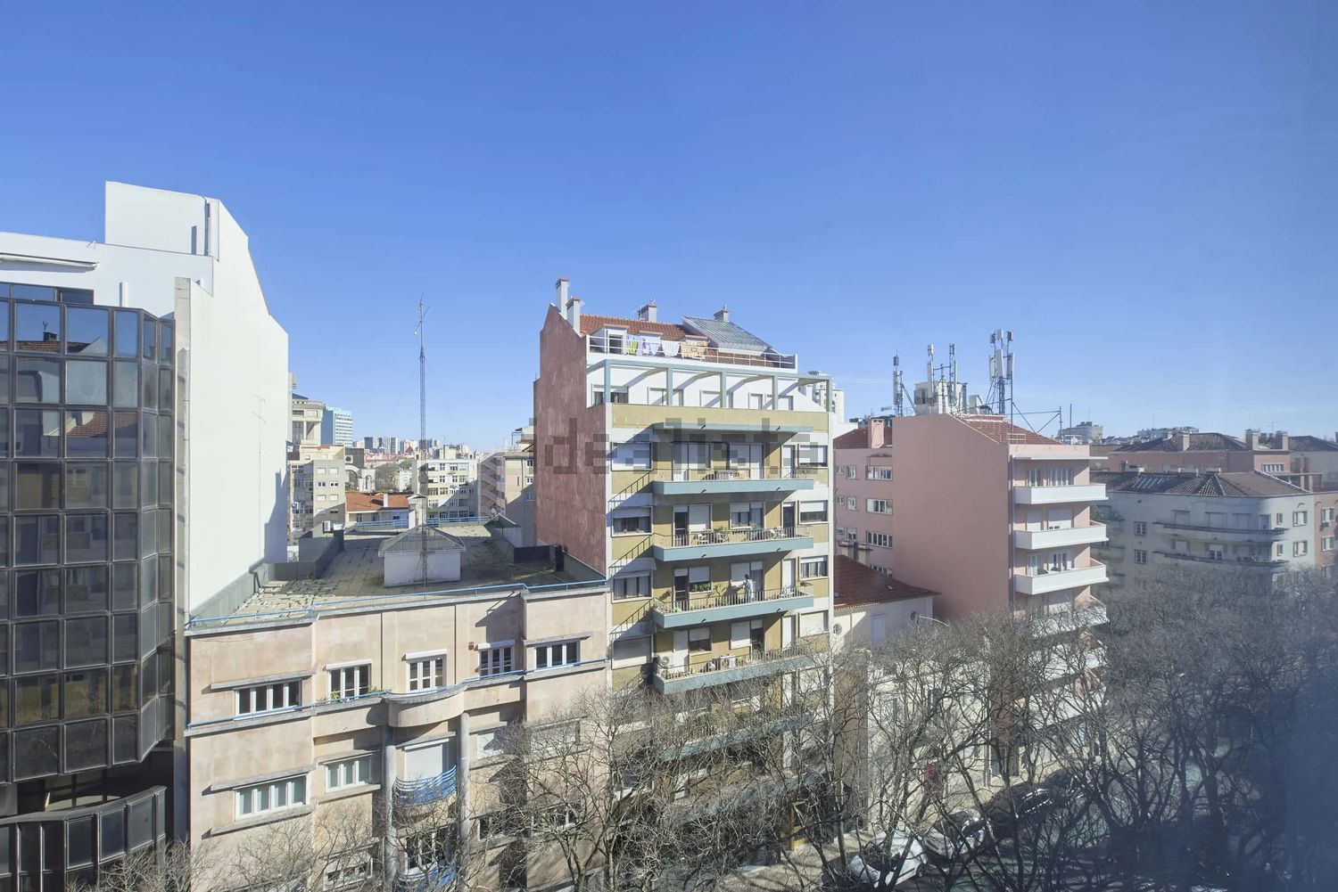 出租房间在Avenida Defensores de Chaves, 83 - 视线