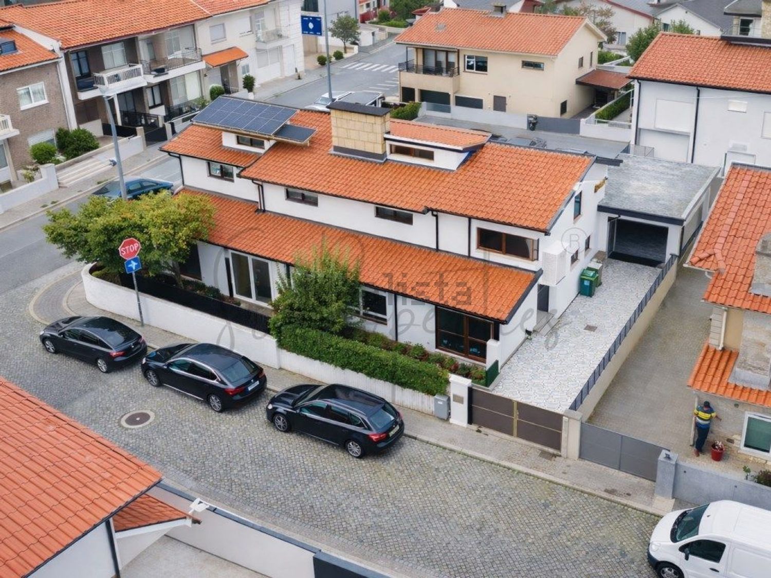 小楼房或独栋别墅出售在 Vila Nova da Telha - 游泳池