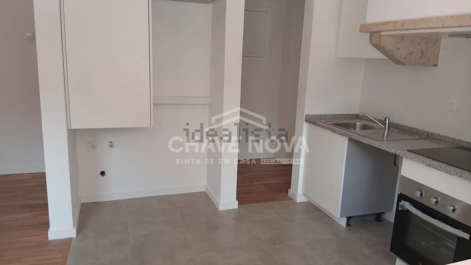 出租公寓 t1在Rua Ferreira Borges - 照片