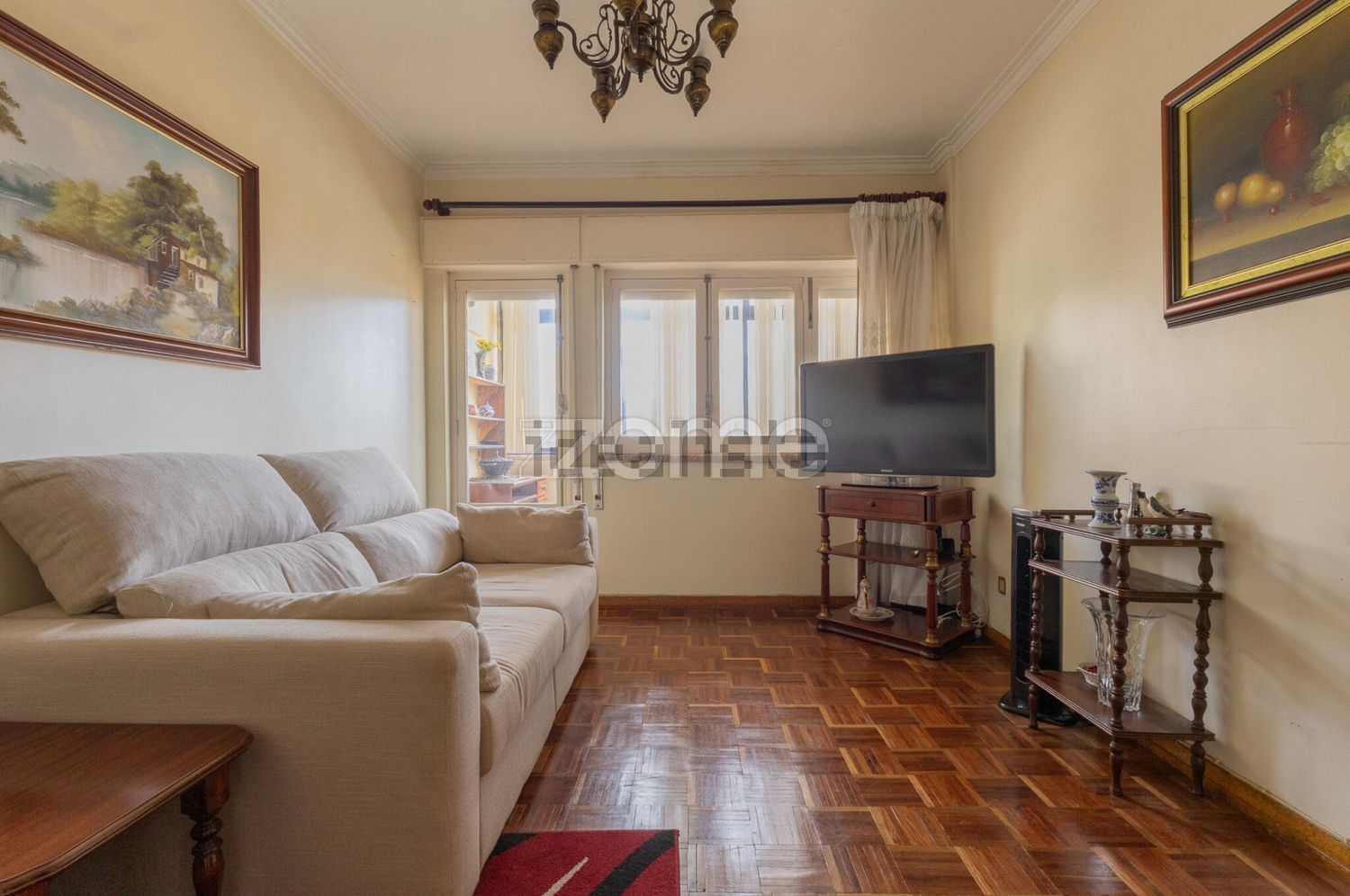 公寓 t2出售在Praceta Lagoa de Óbidos, 130 - 客厅