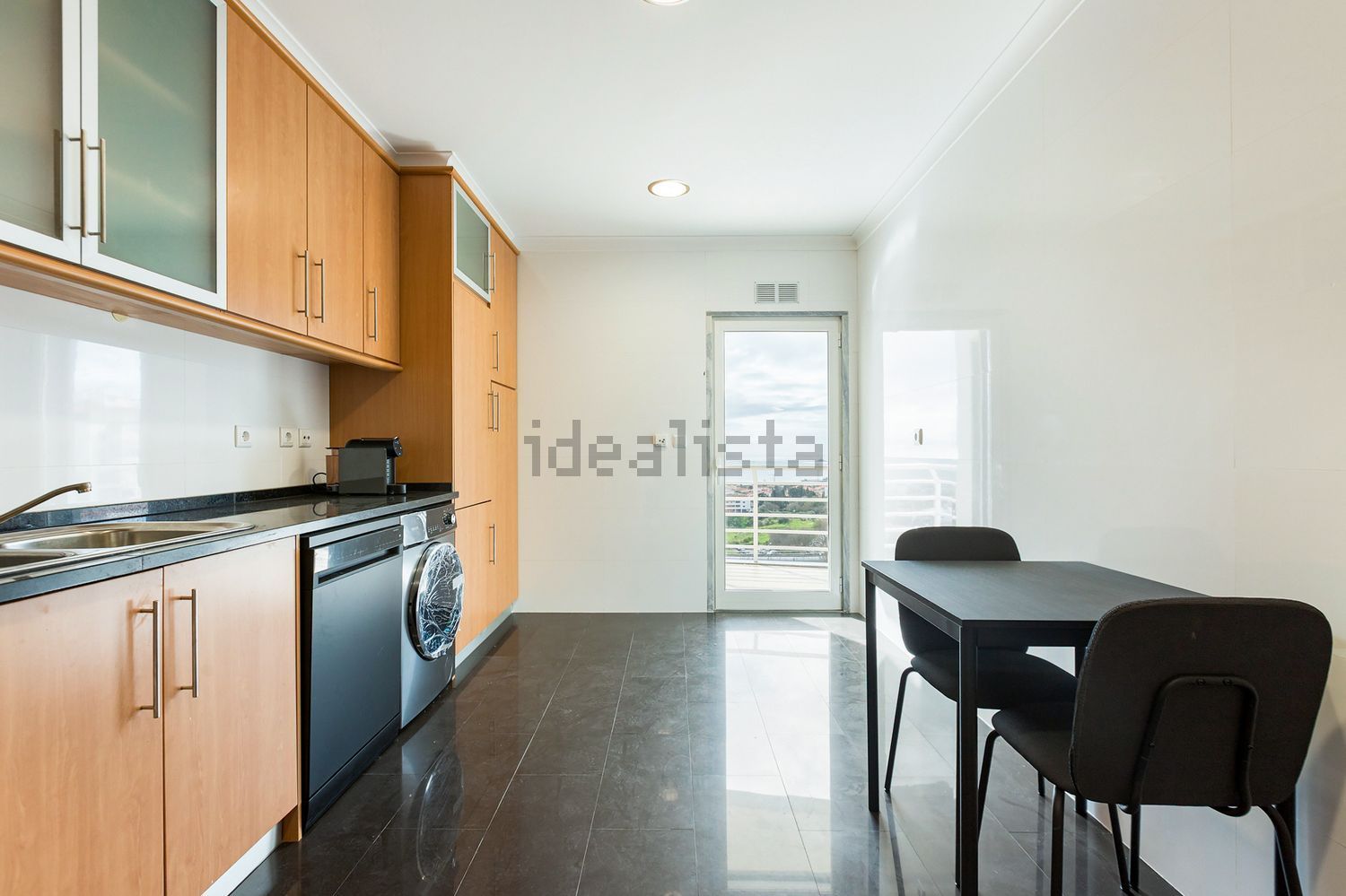 出租公寓 t3在Estrada de Paço de Arcos - 厨房