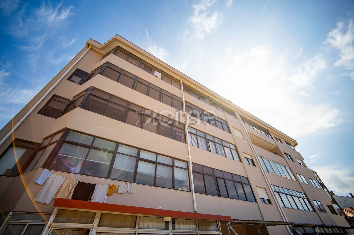 公寓 t3出售在Rua Álvaro Castelões, 506 - 外立面