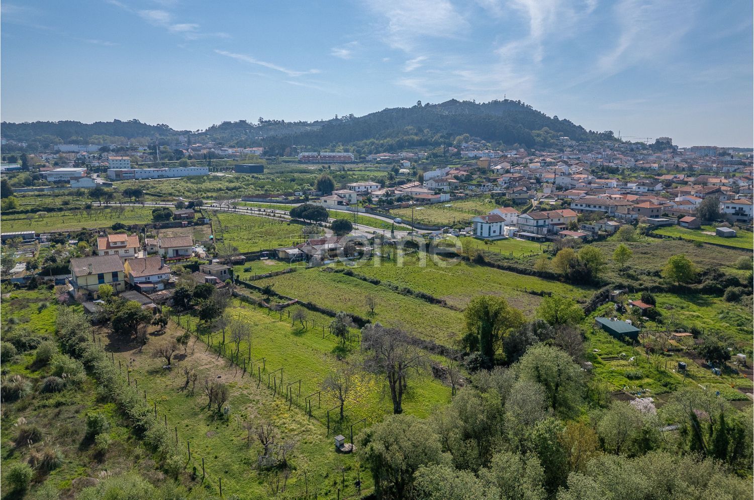 庄园出售在Rua do Rio Côvo, 227 - 详情